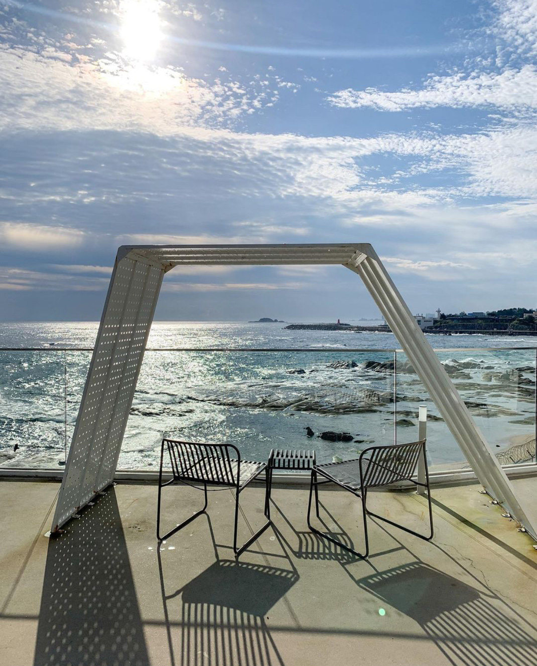 海边咖啡店空间 韩国 咖啡店 海边 白色 logo设计 vi设计 空间设计