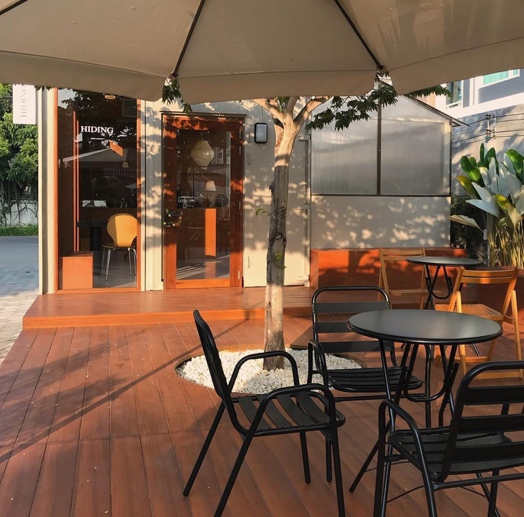 咖啡馆Hiding.cnx 泰国 清迈 咖啡馆 简餐 木饰面 logo设计 vi设计 空间设计