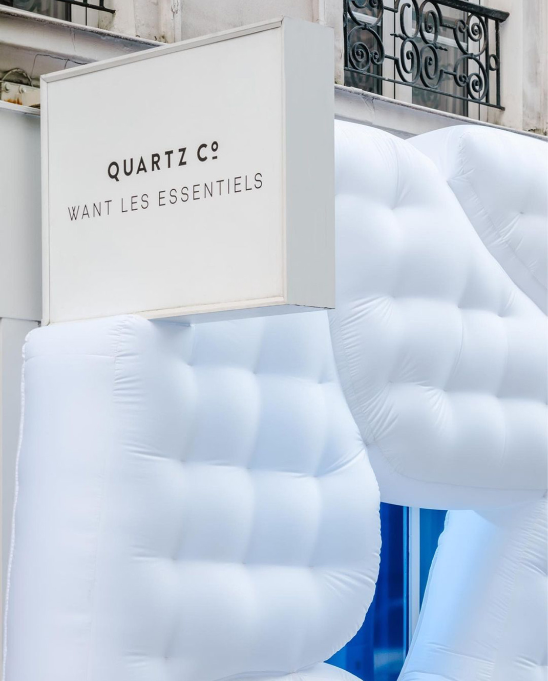 充气装置城市里的北欧景观空间美学QUARTZ CO 巴黎 装置 北欧 充气 概念店 logo设计 vi设计 空间设计