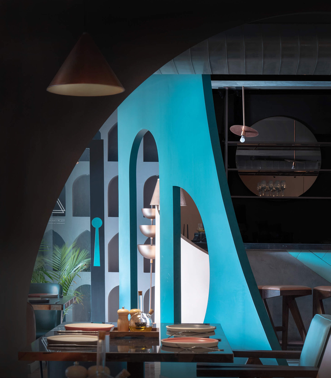几何化图形元素咖啡馆 印度 咖啡店 几何 画廊 配色 logo设计 vi设计 空间设计
