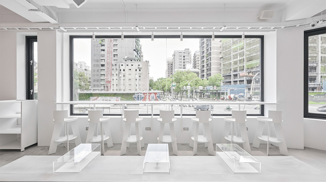 CAFE!N旗舰店 台湾 台北 咖啡店 旗舰店 白色 LOFT工业风 日本 东京 logo设计 vi设计 空间设计