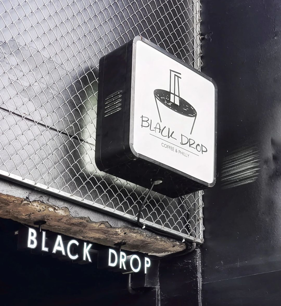 工业风咖啡店Black Drop 工业风 LOFT 咖啡店 黑色 金属网 插图 logo设计 vi设计 空间设计