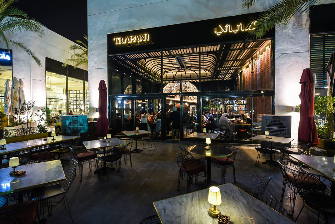 酒吧餐厅Trapanikwt 科威特 酒吧 复古 怀旧 瓷砖 异形顶 logo设计 vi设计 空间设计