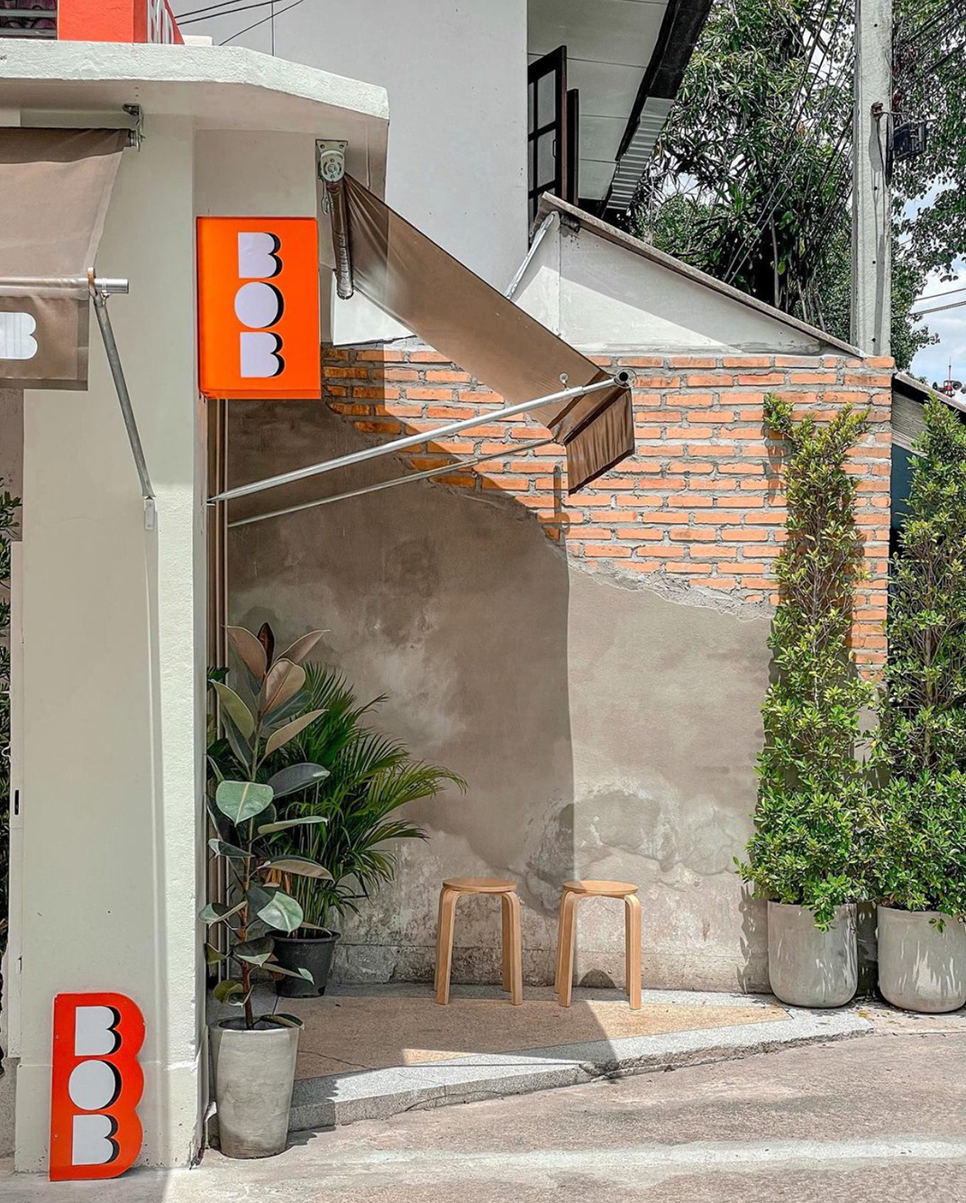 咖啡馆BOB Coffee 泰国 清迈 咖啡馆 工业风 橙色 社区 logo设计 vi设计 空间设计