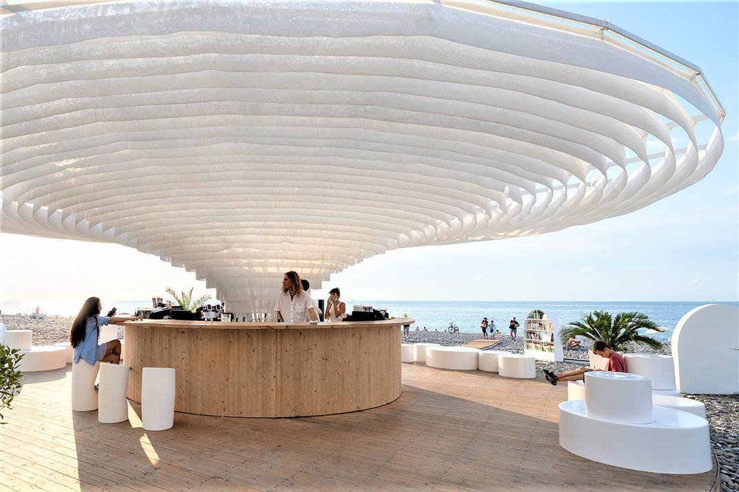 海滩酒吧餐厅Meama Collect 格鲁吉亚 酒吧 海滩 圆形 阵列 logo设计 vi设计 空间设计