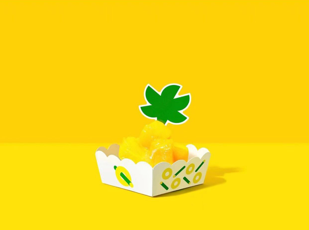 黄颜色的甜品店餐厅gogo newq 日本 甜品店 黄色 动物 插图设计 包装设计 logo设计 vi设计 空间设计
