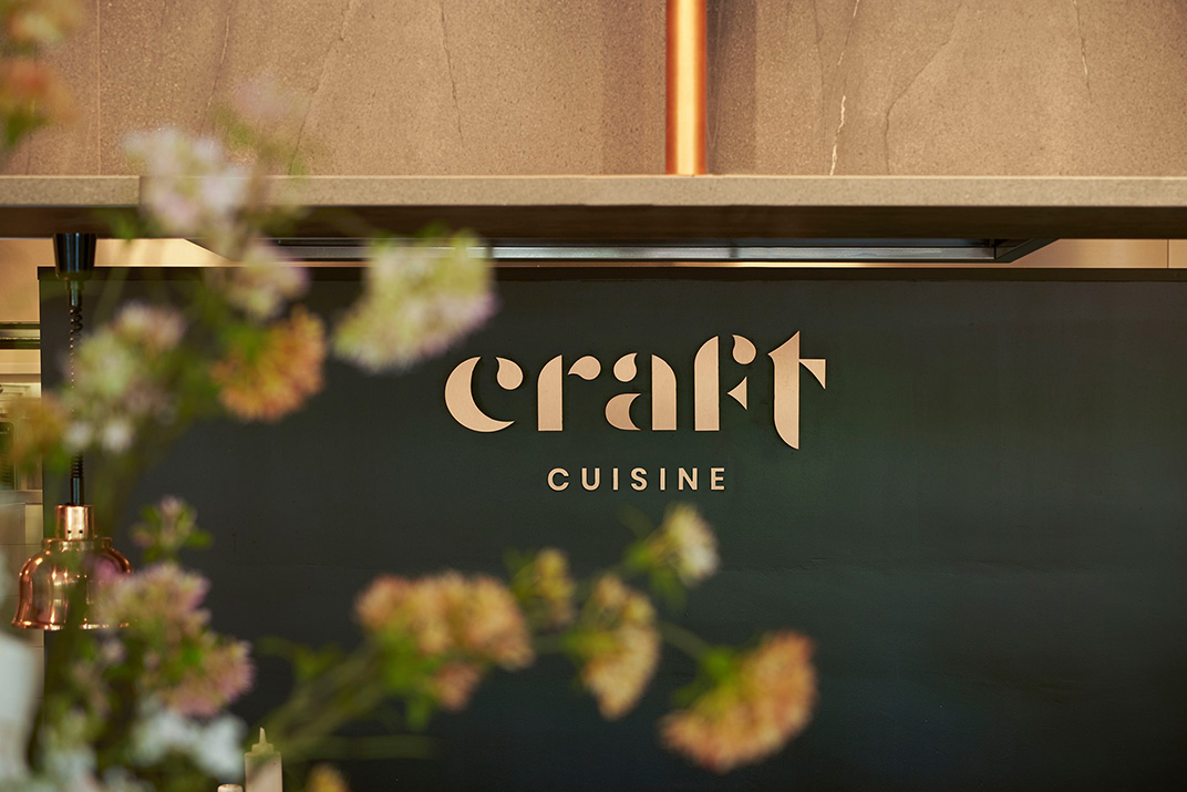 酒吧餐厅Craft 比利时 上海 酒吧 金属 铜 大理石 logo设计 vi设计 空间设计