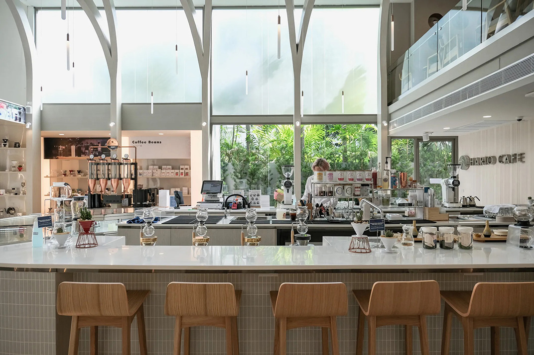 现代日式装修风格咖啡馆HARIO CAFE Bangkok 泰国 曼谷 咖啡馆 镜面不锈钢 圆形 logo设计 vi设计 空间设计