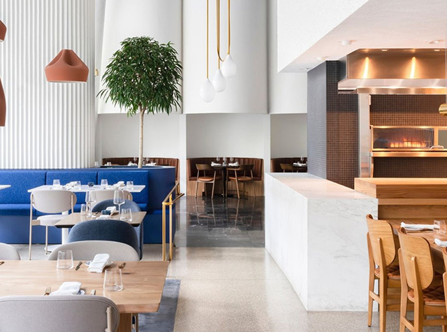 地中海白色、黑色和蓝色调餐厅空间设计 | Designer by OOAK-One Of A Kind Architects