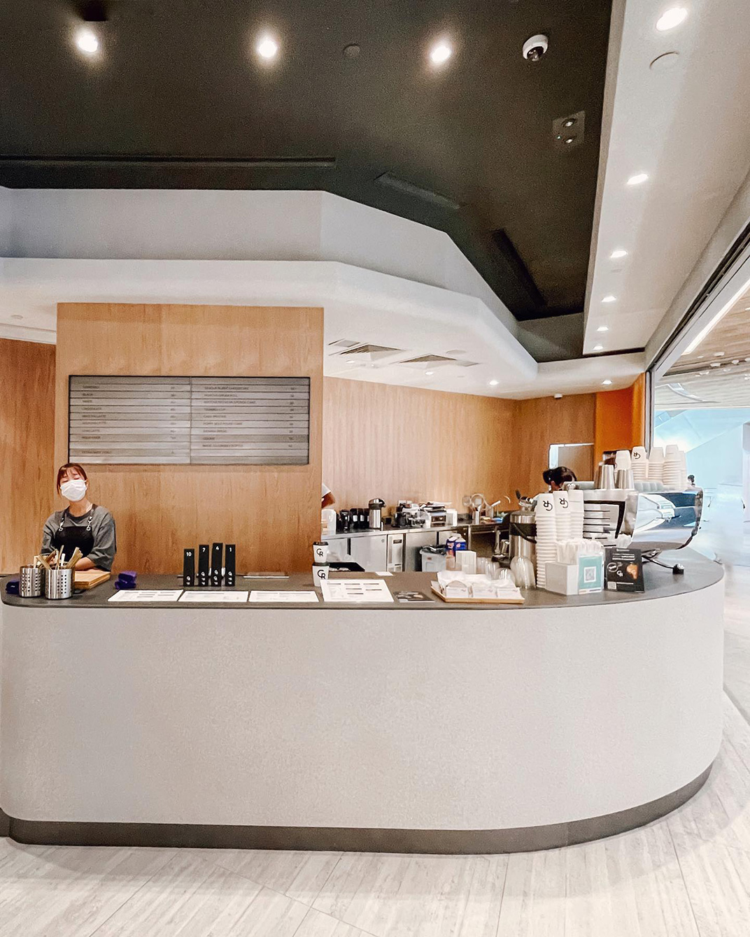 咖啡店Cupping Room 香港 上海 咖啡店 木饰面 微水泥 logo设计 vi设计 空间设计
