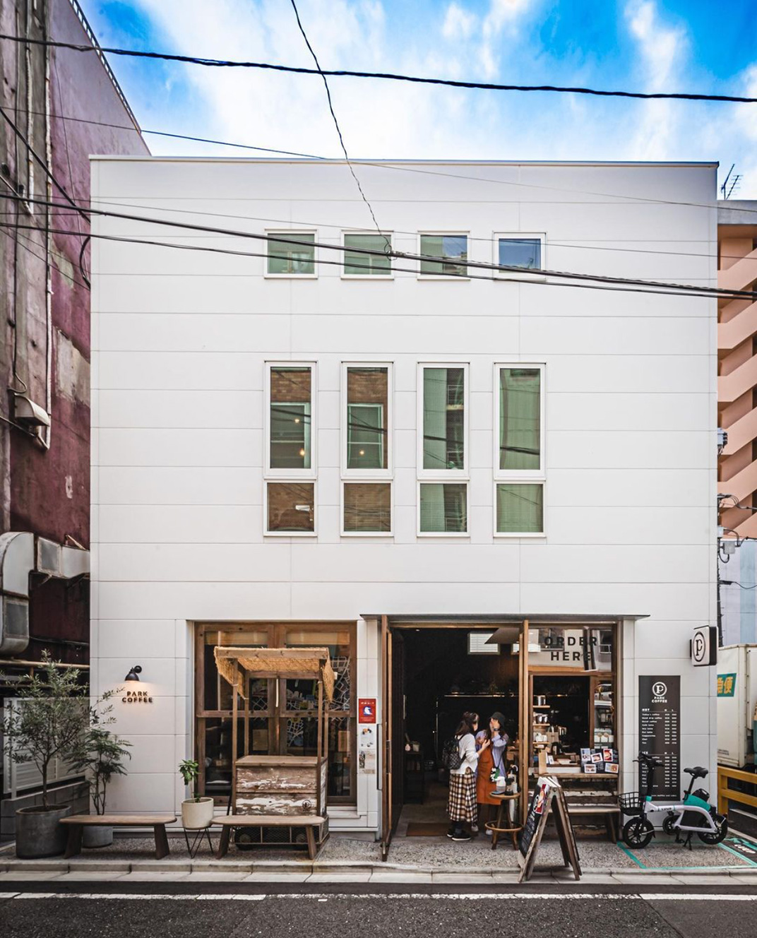 市井风格咖啡店 日本 东京 上海 咖啡店 市井 橱窗 档口 复古 logo设计 vi设计 空间设计
