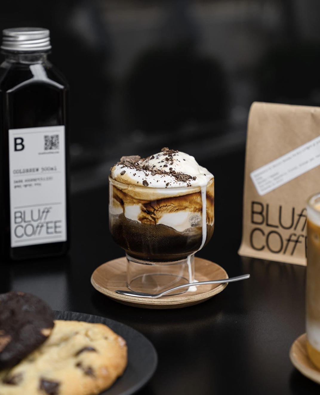 咖啡店bluffcoffee 韩国  北京 上海 珠海 广州 武汉 杭州 佛山 香港 澳门 logo设计 vi设计 空间设计