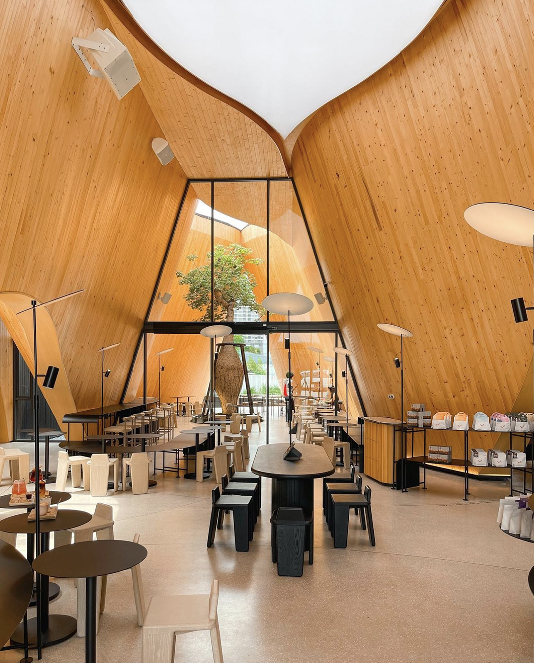 现代日式风格的咖啡馆建筑设计 泰国 北京 上海 珠海 广州 武汉 杭州 佛山 香港 澳门 logo设计 vi设计 空间设计