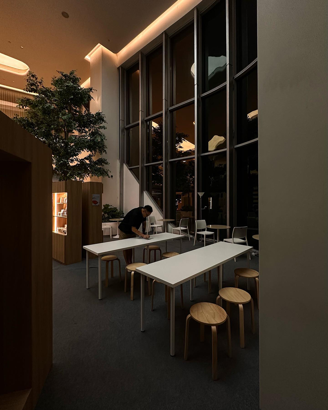 咖啡吧、慢吧、商品店空间 泰国 曼谷 北京 上海 珠海 广州 武汉 杭州 佛山 香港 澳门 logo设计 vi设计 空间设计