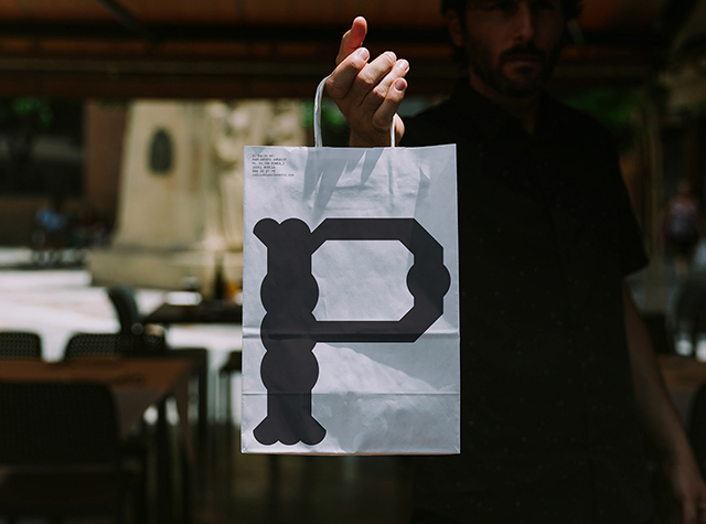 手工字体餐厅logo设计，西班牙 | Designer by Rubio & del Amo