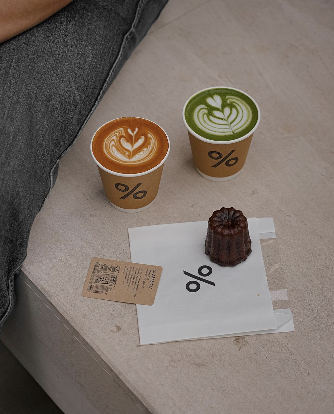 极简主义咖啡店%Arabica 泰国 上海 北京 上海 珠海 广州 武汉 杭州 佛山 香港 澳门 logo设计 vi设计 空间设计