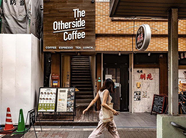 质朴复古咖啡店空间设计，日本