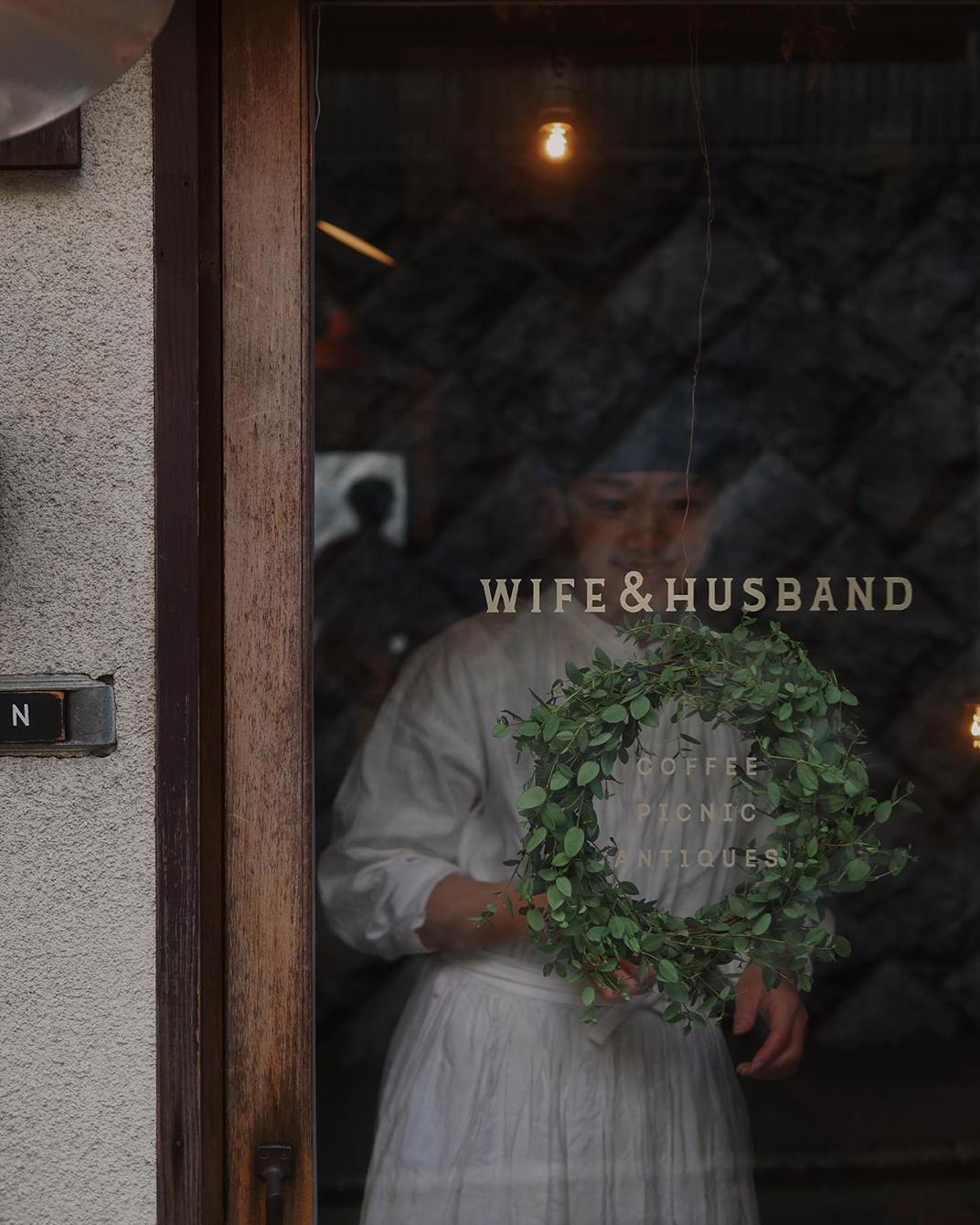 夫妻俩咖啡店  WIFE & HUSBAND 京都 深圳 北京 广州 武汉 餐饮商业空间 logo设计 vi设计 空间设计