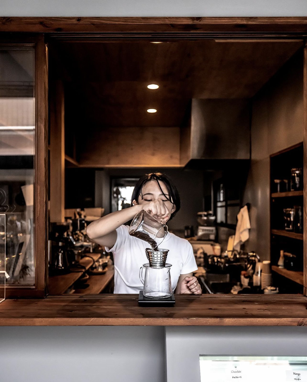 非常松弛感的咖啡店coffeestandwily 日本 深圳 上海 北京 广州 武汉 咖啡店 餐饮商业 logo设计 vi设计 空间设计