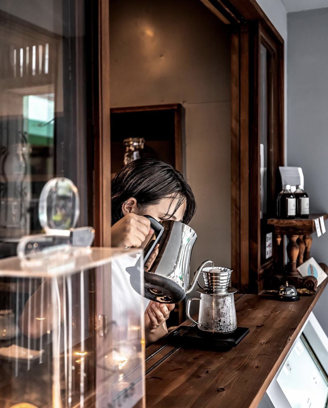 非常松弛感的咖啡店coffeestandwily 日本 深圳 上海 北京 广州 武汉 咖啡店 餐饮商业 logo设计 vi设计 空间设计