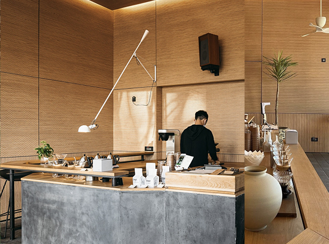浅木色咖啡馆，带来的清新气息，韩国，釜山