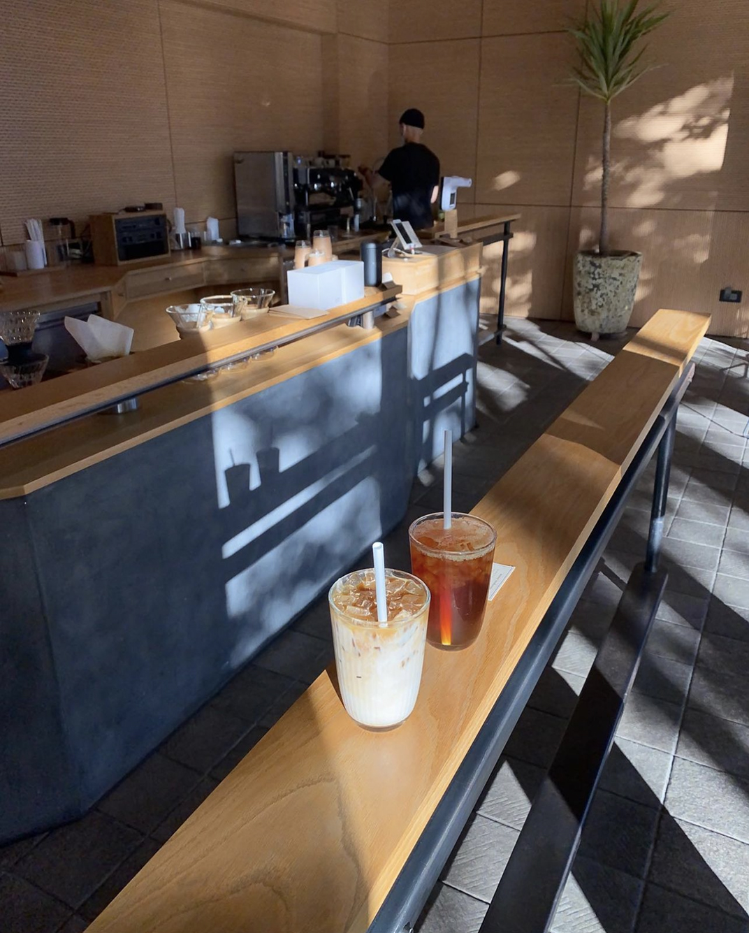 浅木色咖啡馆 带来的清新气息 韩国 釜山 珠海 东莞 上海 北京 广州 武汉 咖啡店 餐饮商业 logo设计 vi设计 空间设计