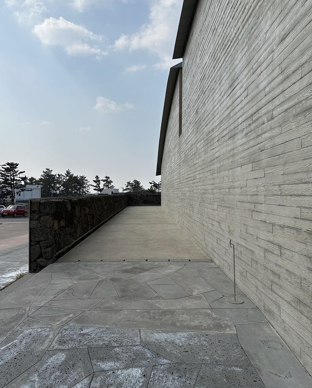 伊丹润博物馆 出生的韩国的日本建筑师 深圳 珠海 北京 广州 武汉 咖啡店 餐饮商业 logo设计 vi设计 空间设计