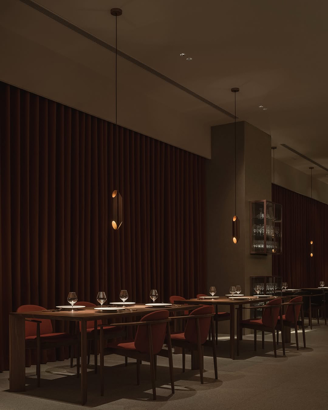 台北米其林餐厅Logy空间设计 台湾 广州 武汉 咖啡店 门头设计 vi设计 空间设计