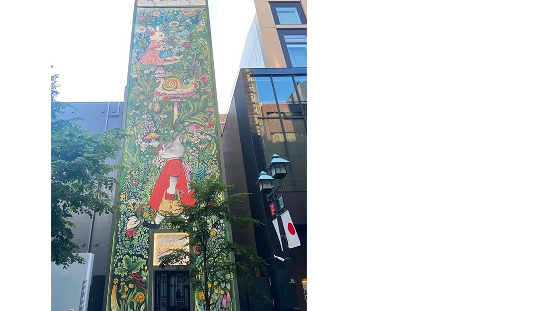 Gucci插画风格店面门头设计